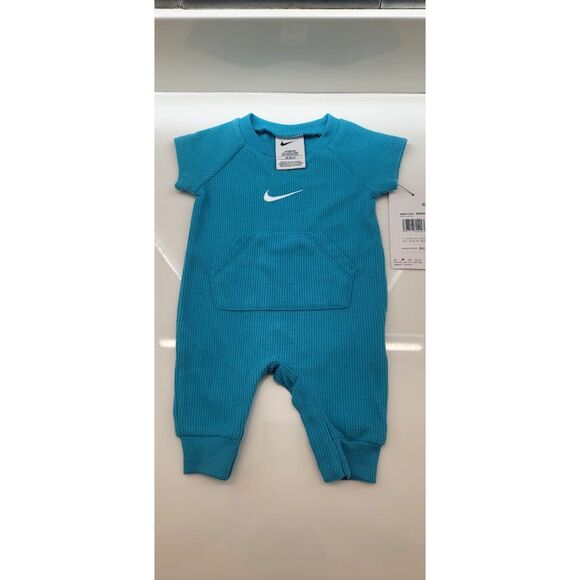 Dusty Cactus Nike Newborn Onesie Jumper Overalls Baby Clothes 6-9 Months New - Picture 4 of 7